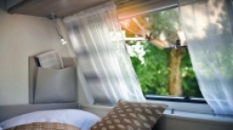 Lekkie i rodzinne – poznajcie przyczepy  m - zdjęcie 5